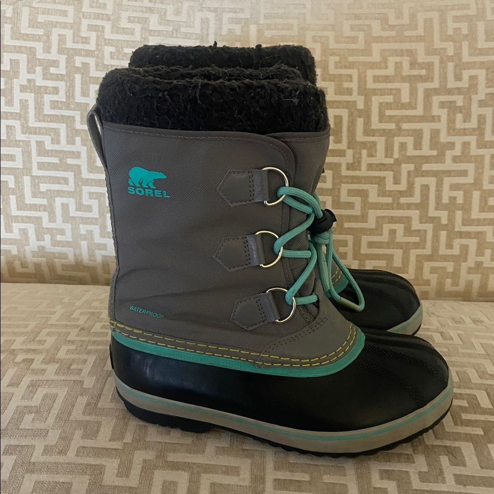 Sorel Girls Yoot Pac Boots size 3